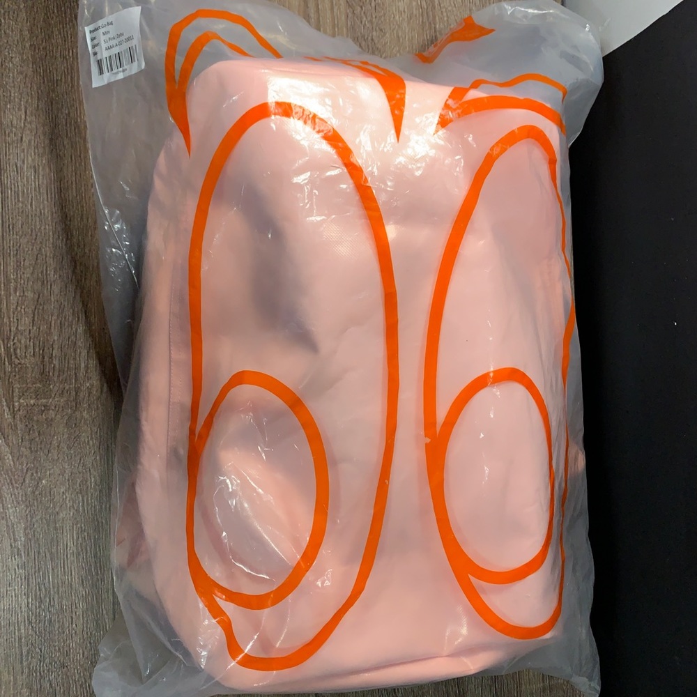 Baboon to the Moon incognito S1 pink